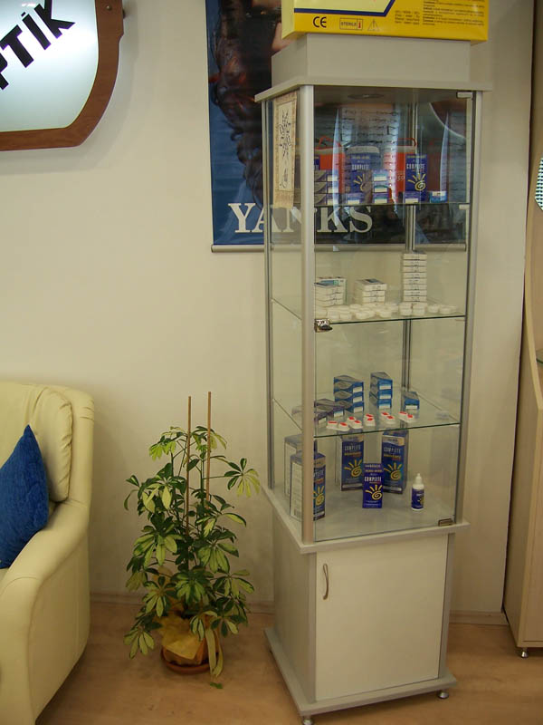 Lens dolapları ve standları