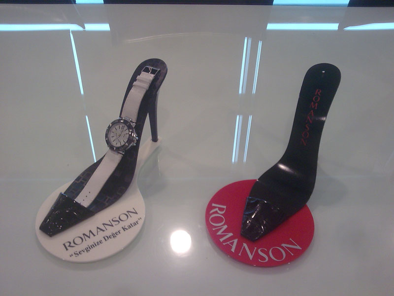 Saat dekorasyon ve stand