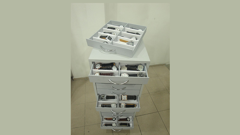 Saat dekorasyon ve stand