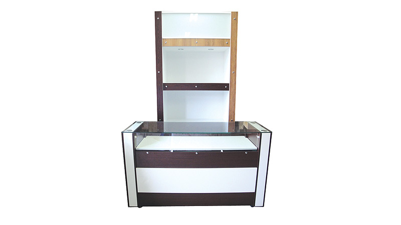 Saat dekorasyon ve stand