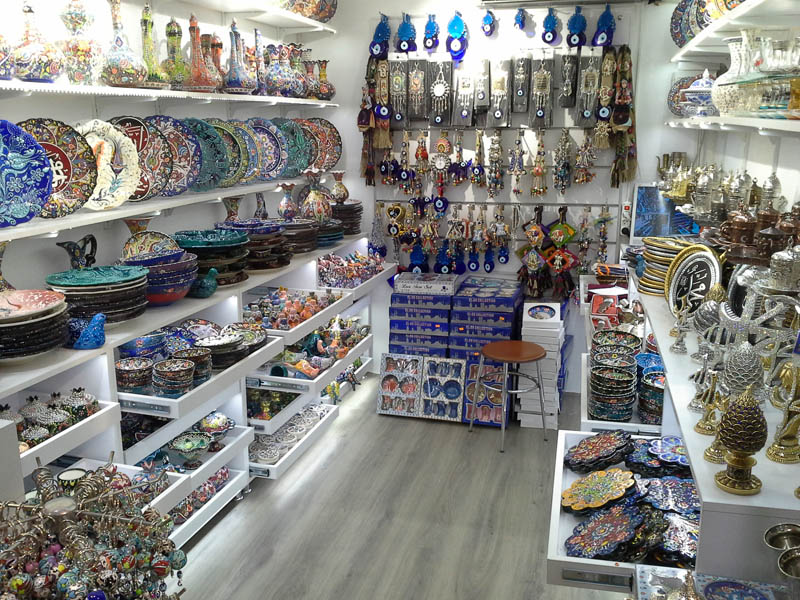 Ürün tanıtım standları